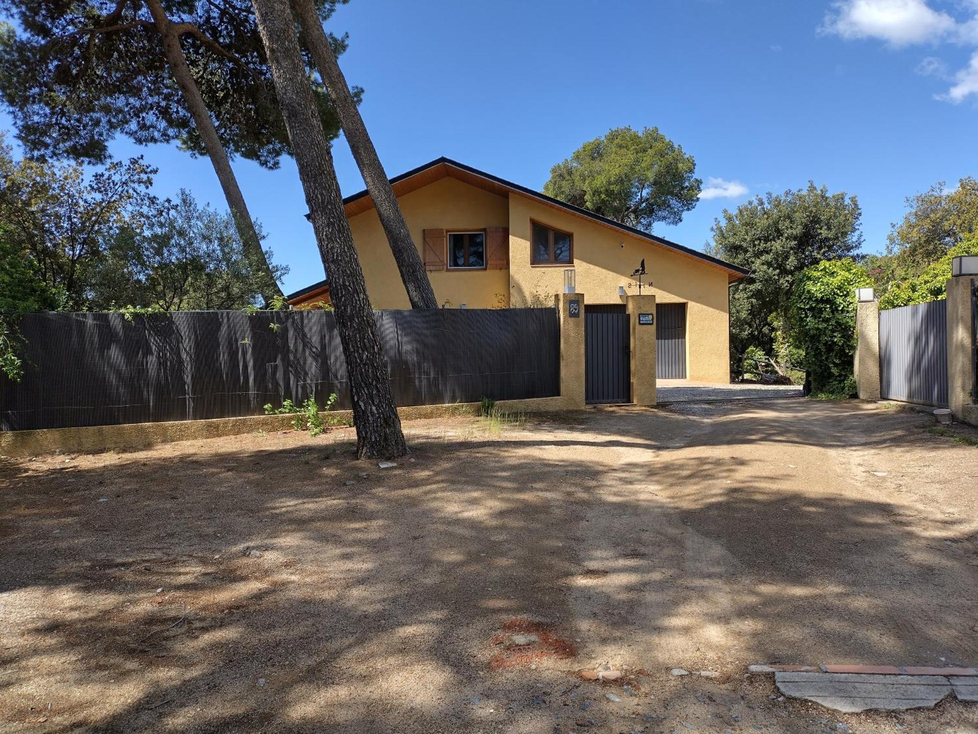 Villa Casa Feliz Sant Cebrià de Vallalta Exterior foto