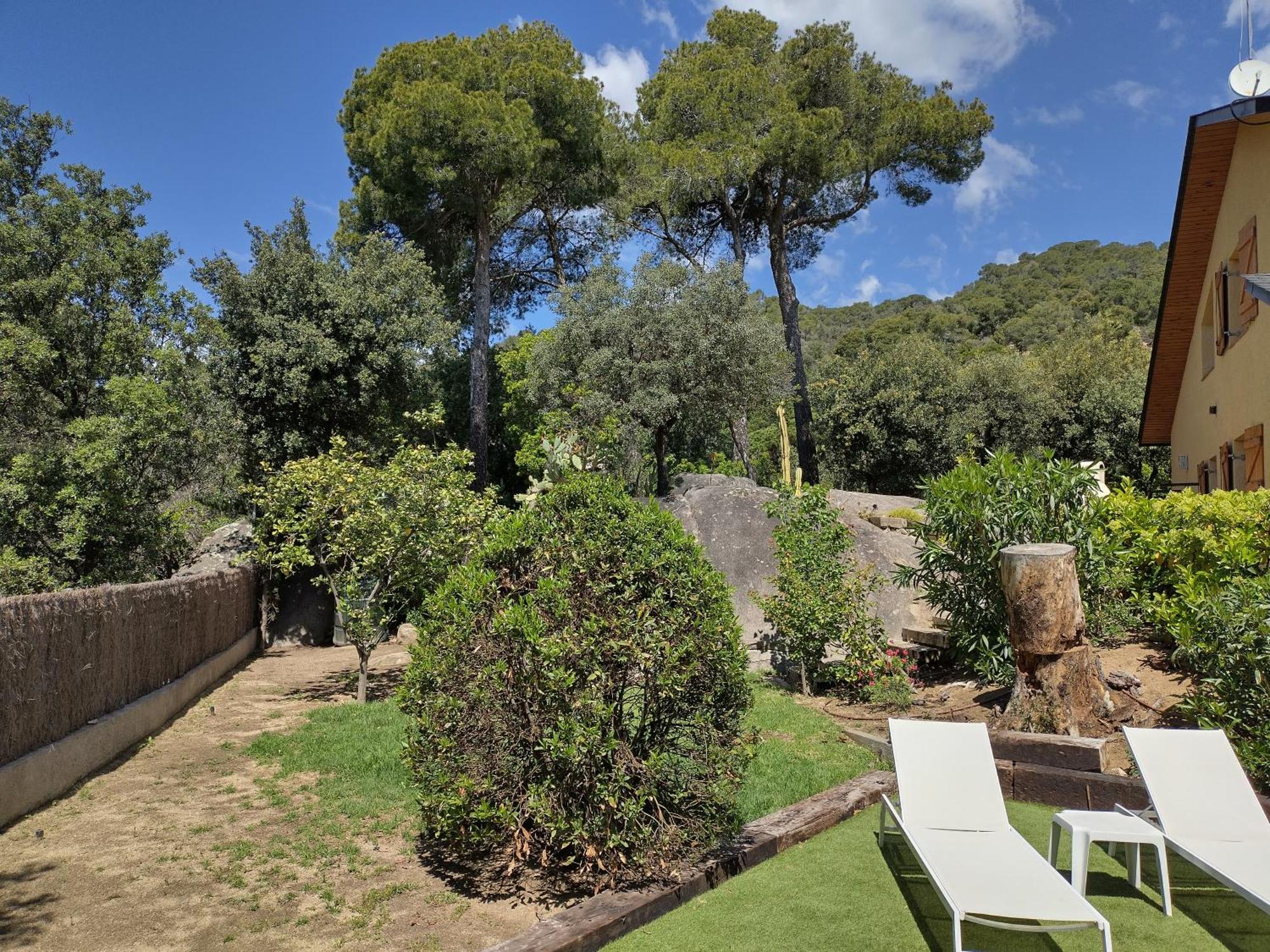 Villa Casa Feliz Sant Cebrià de Vallalta Exterior foto