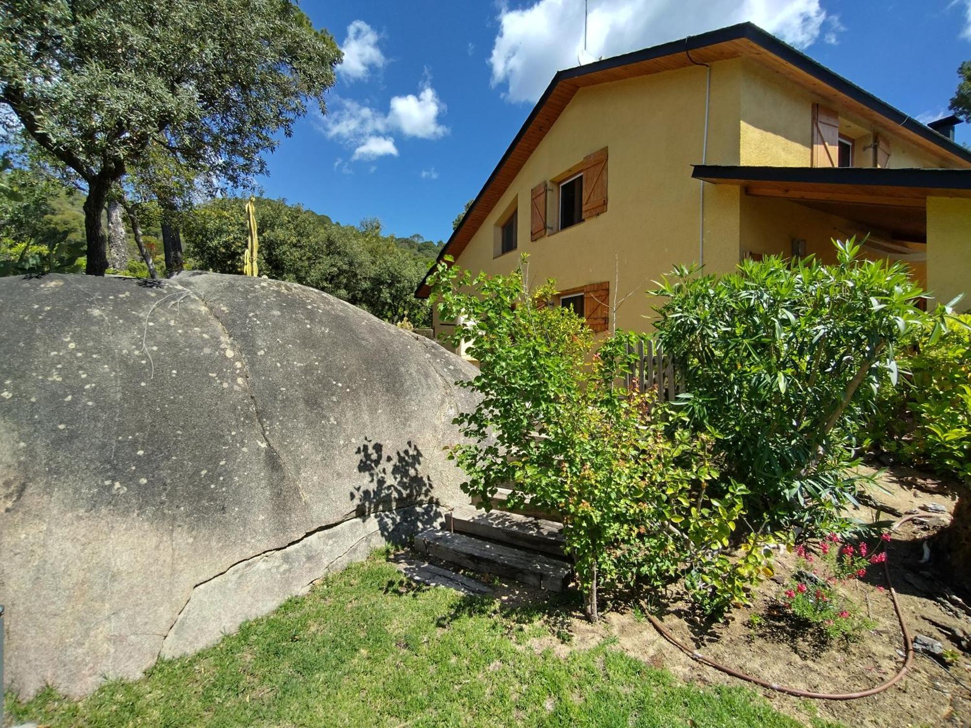 Villa Casa Feliz Sant Cebrià de Vallalta Exterior foto